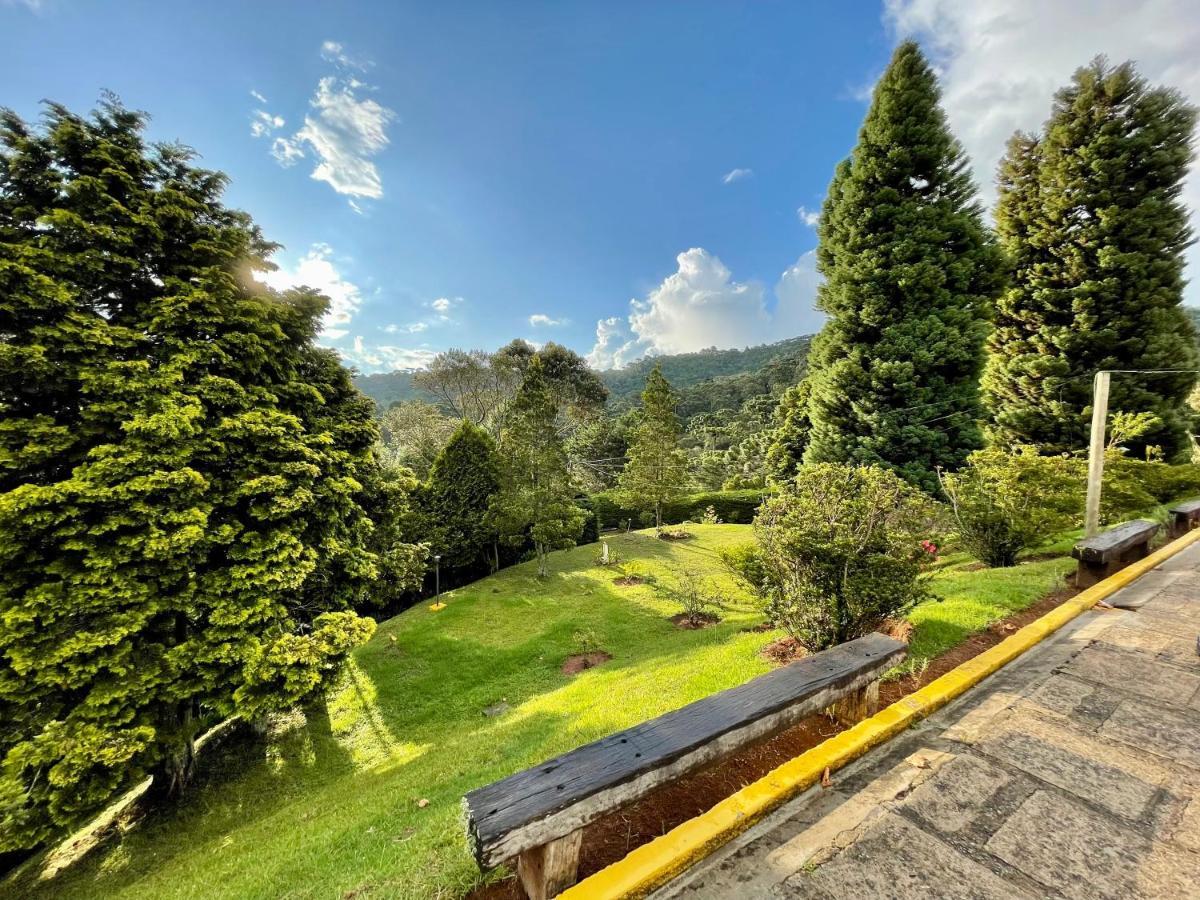 Casa Pinho Bravo Hotel - Campos do Jordao — Photos 3